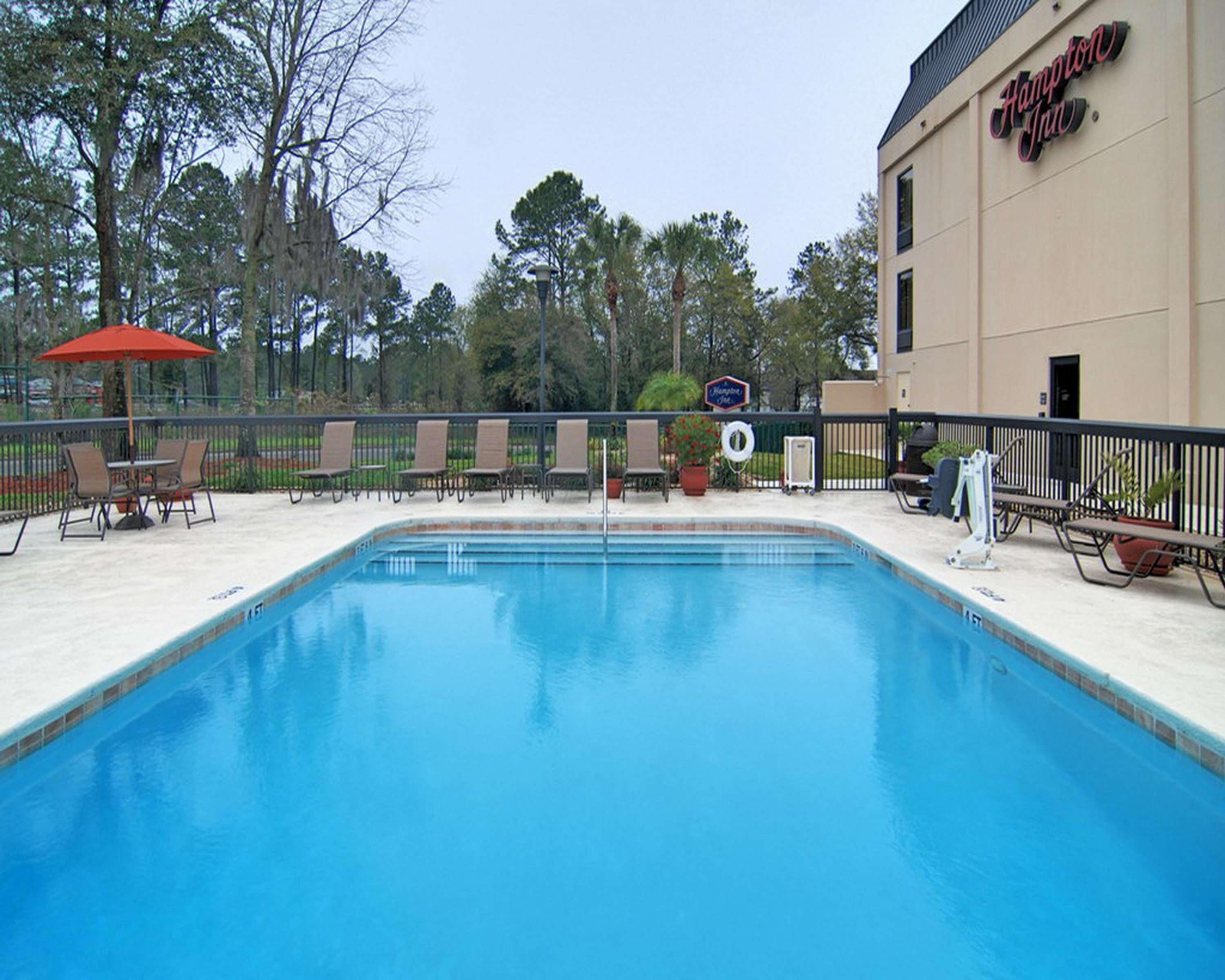 Hampton Inn Gainesville Exterior photo